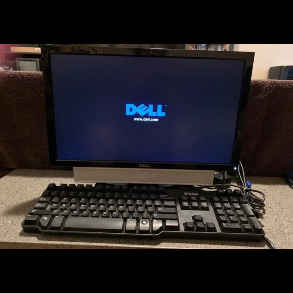 DELL 19" Widesreen LCD Monitor